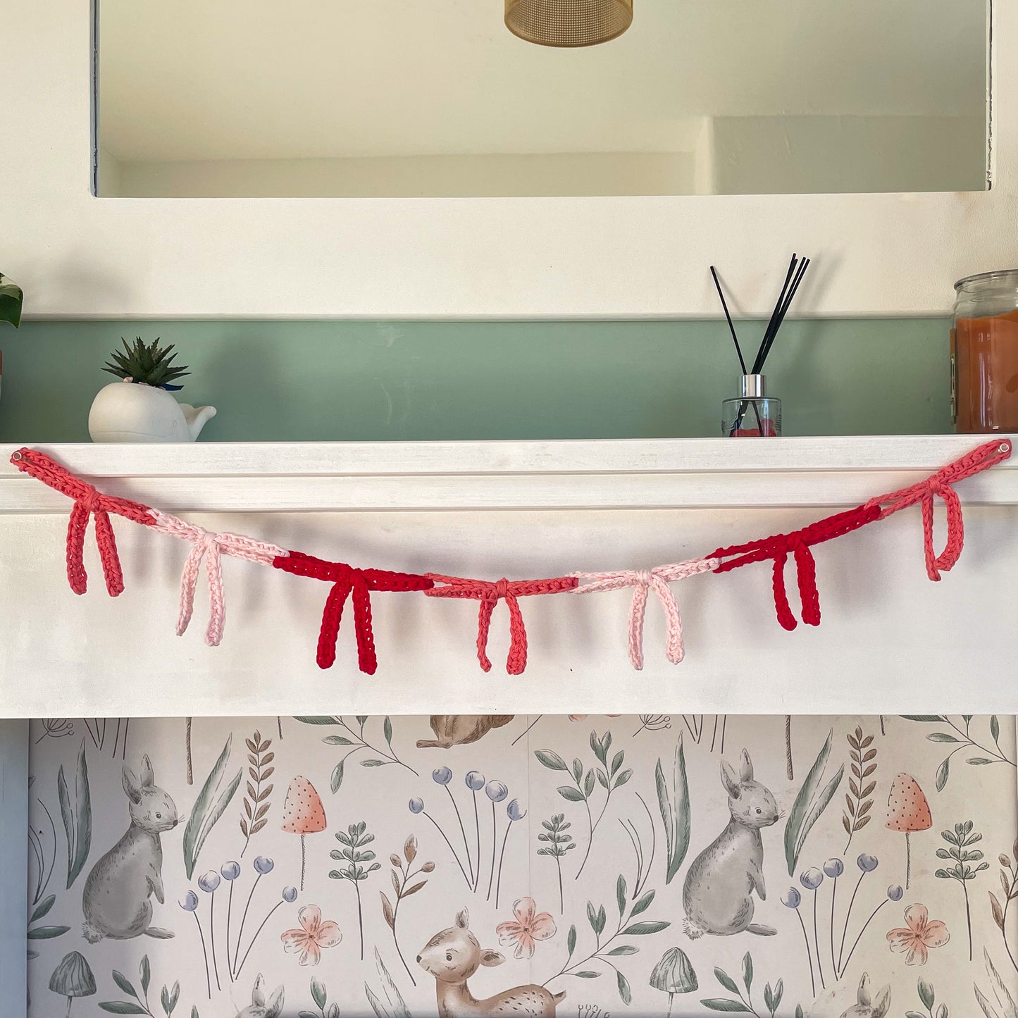 Crochet Valentines Bow Garland