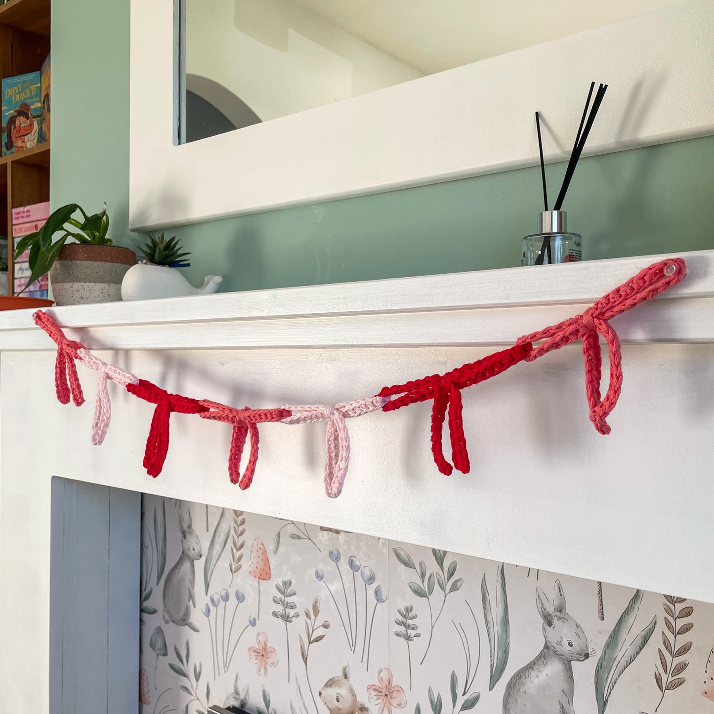 Crochet Valentines Bow Garland
