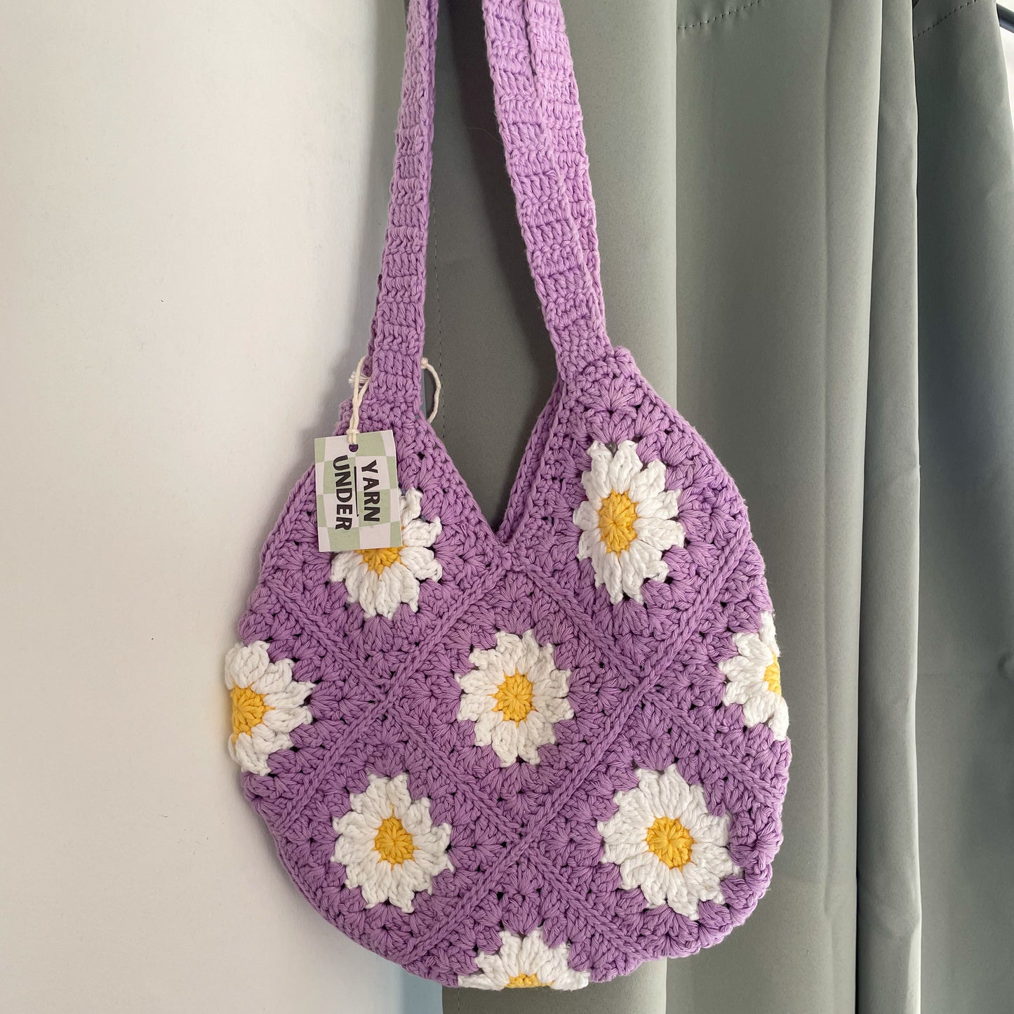 Crochet Daisy Bag in Purple