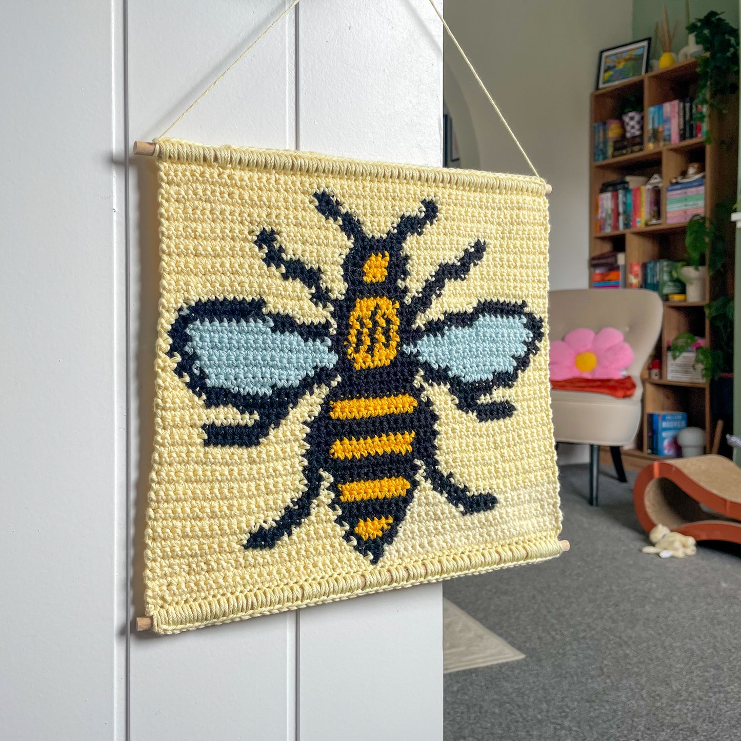 PDF | Crochet Bee Wall Hanging Pattern