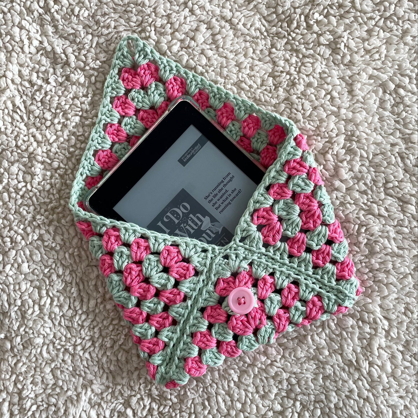 Crochet Kindle Sleeve in Pink/Mint Green