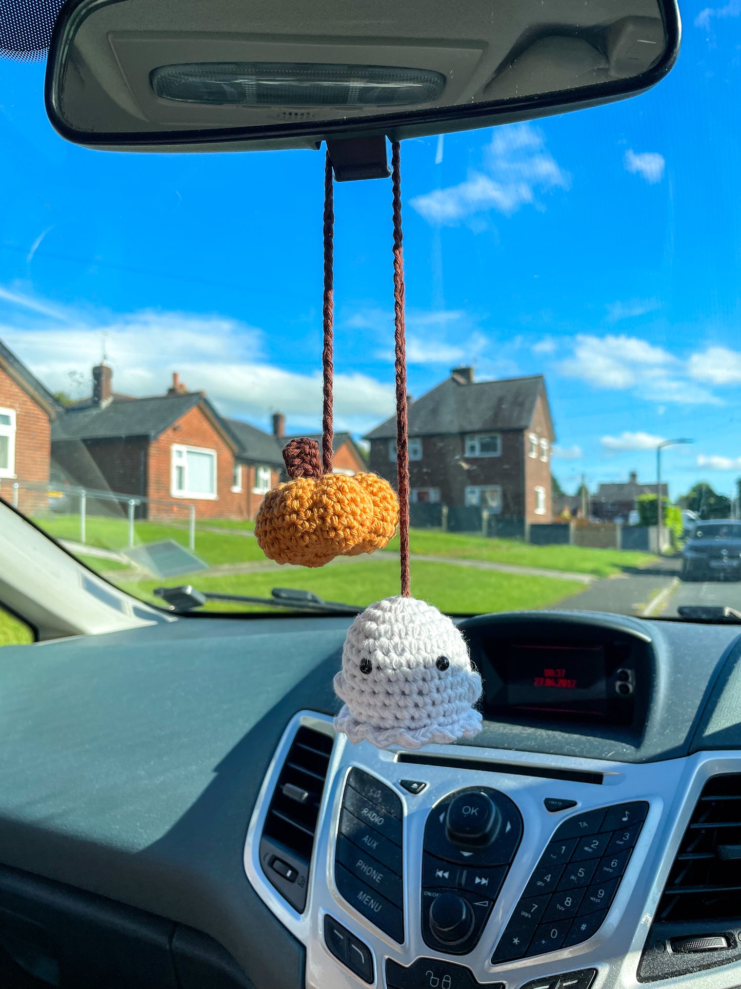 Crochet Double Ghostie/Pumpkin Car Charm | Halloween