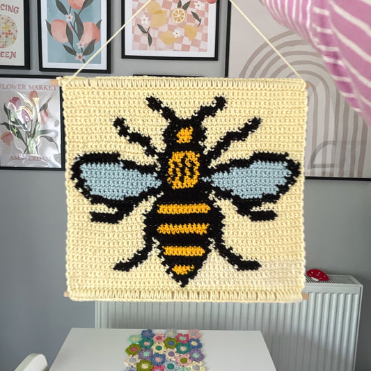 PDF | Crochet Bee Wall Hanging Pattern