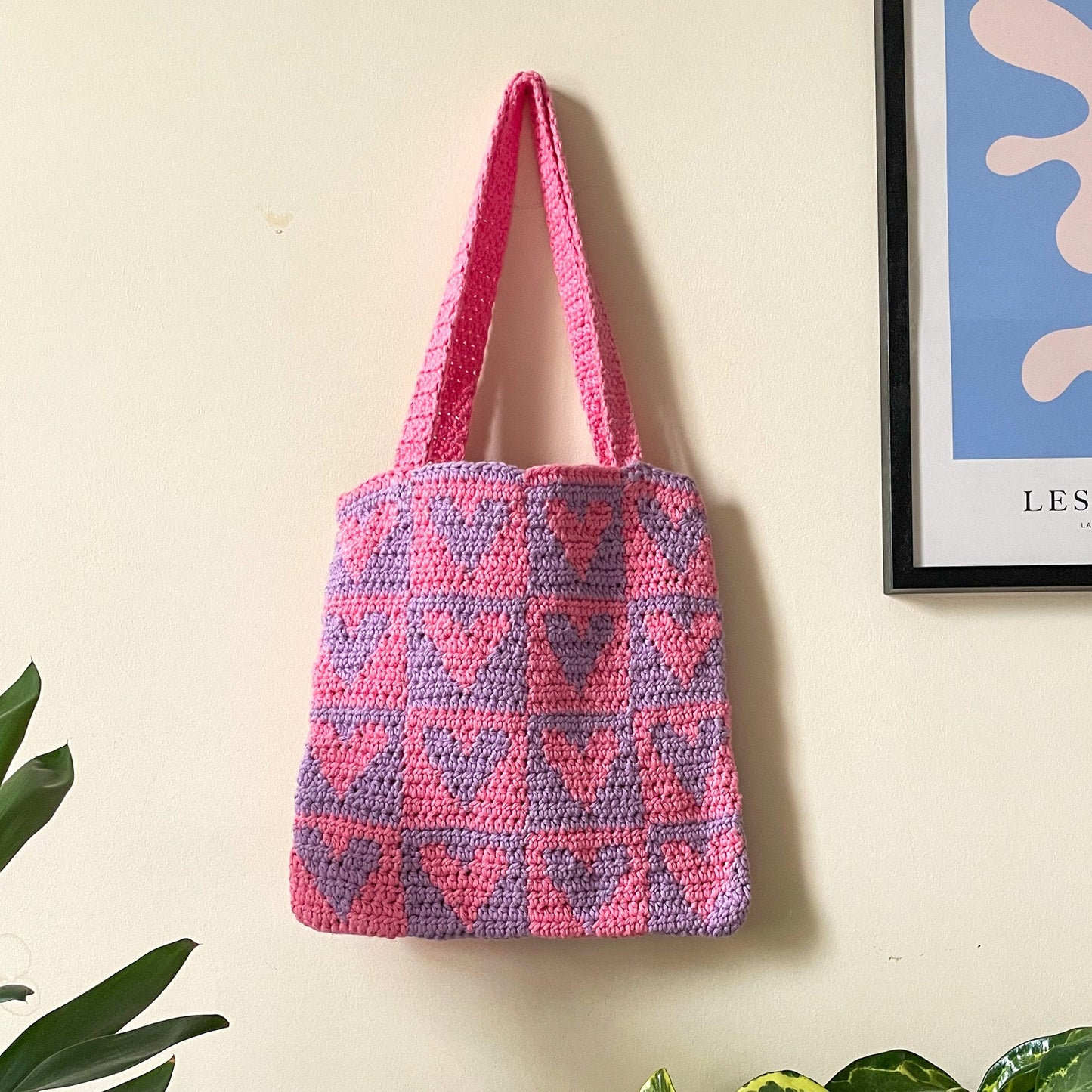 Queen Of Hearts Tote Bag in Pink/Purple