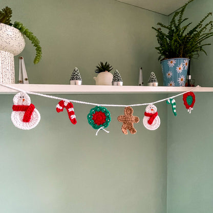 Crochet Christmas Garland