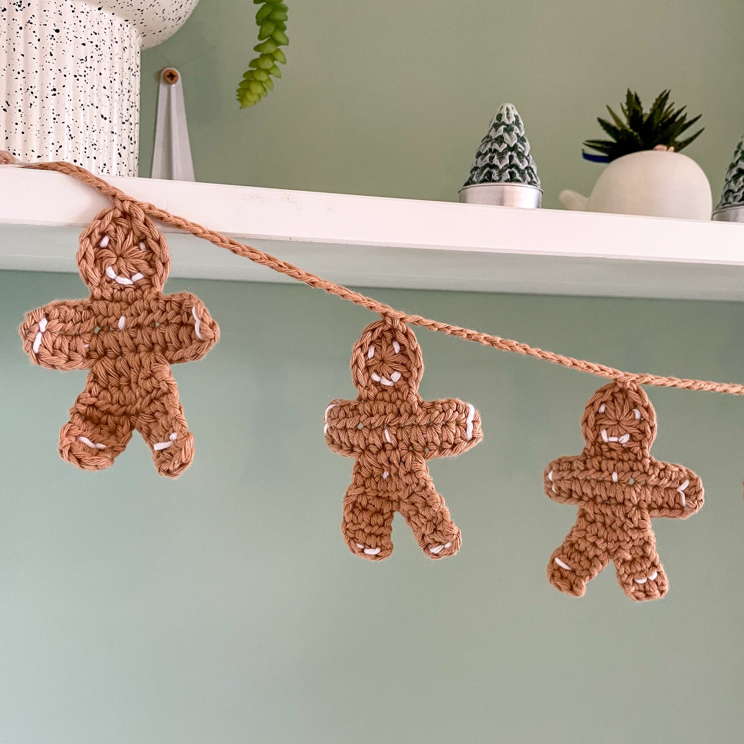 Crochet Gingerbread Man Christmas Garland