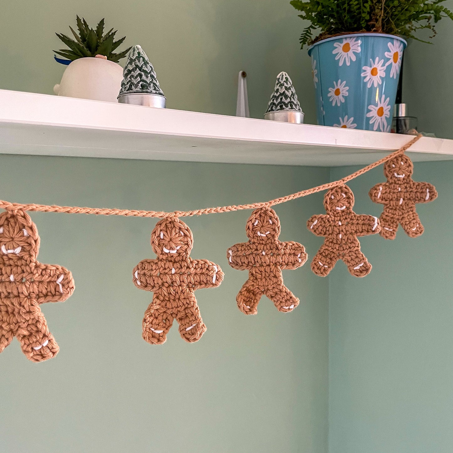 Crochet Gingerbread Man Christmas Garland