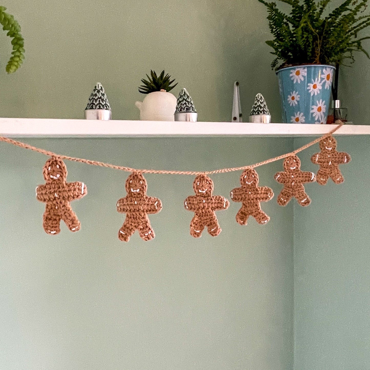 Crochet Gingerbread Man Christmas Garland