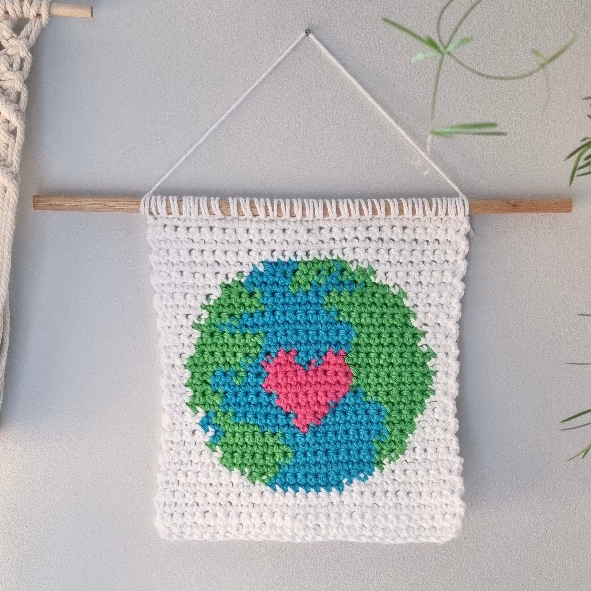 Mini Earth Day Wall Hanging Crochet Pattern