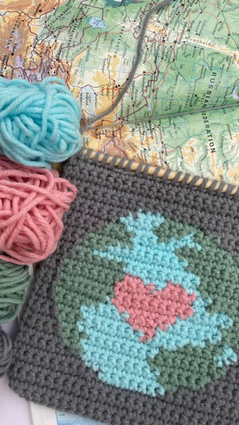 Mini Earth Day Wall Hanging Crochet Pattern