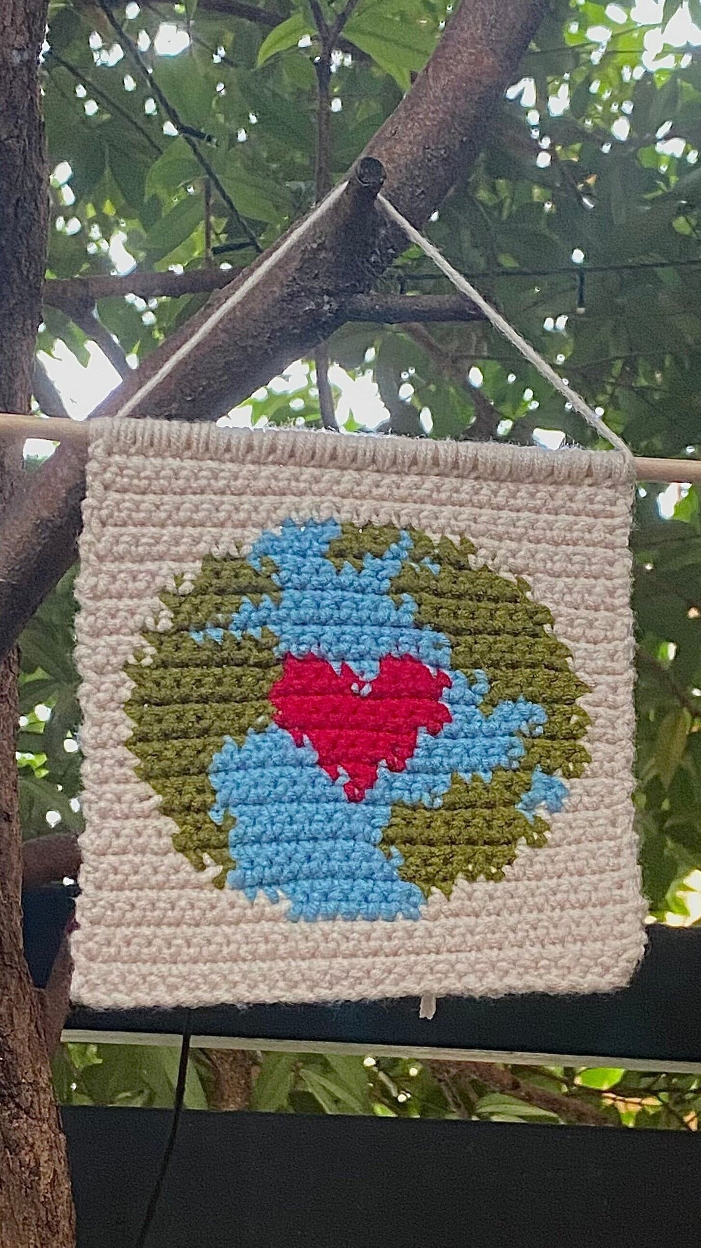 Mini Earth Day Wall Hanging Crochet Pattern